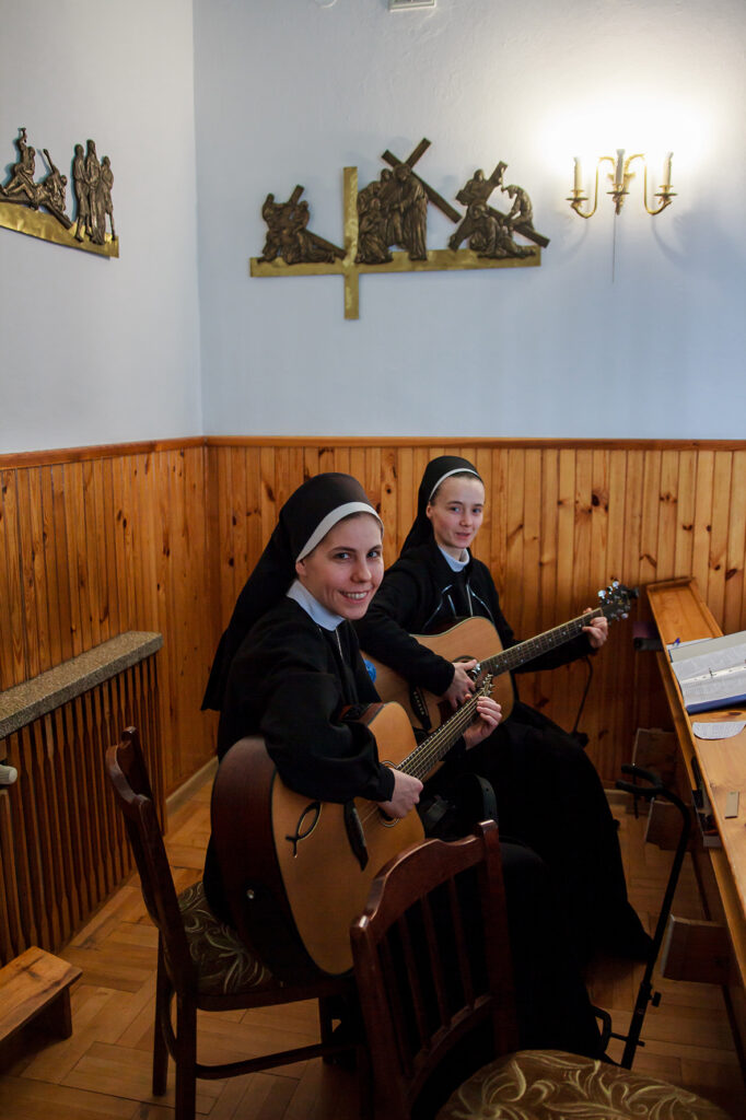 ZIMOWY ZJAZD SIÓSTR JUNIORYSTEK Juniorat ZIMOWY ZJAZD SIÓSTR JUNIORYSTEK Juniorat