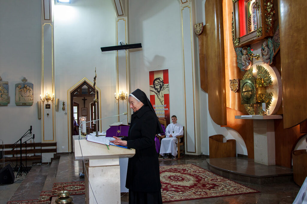 NIEDZIELA KAPŁAŃSKA W PONICACH Betańska Misja Wspierania Kapłanów NIEDZIELA KAPŁAŃSKA W PONICACH Betańska Misja Wspierania Kapłanów