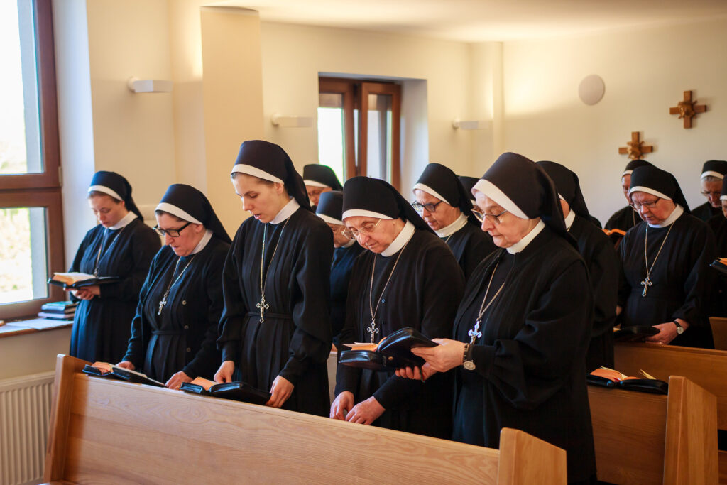 II TURA REKOLEKCJI ZAKONNYCH Z życia Zgromadzenia