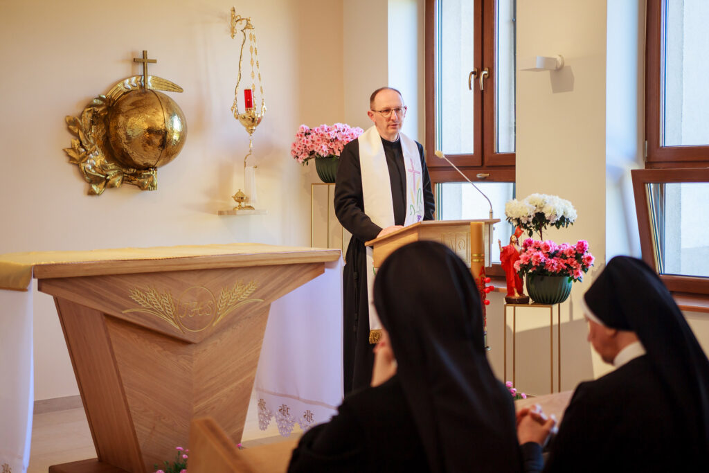 II TURA REKOLEKCJI ZAKONNYCH Z życia Zgromadzenia