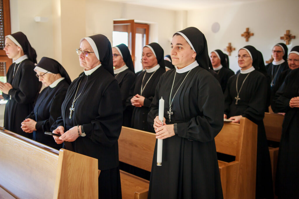 II TURA REKOLEKCJI ZAKONNYCH Z życia Zgromadzenia