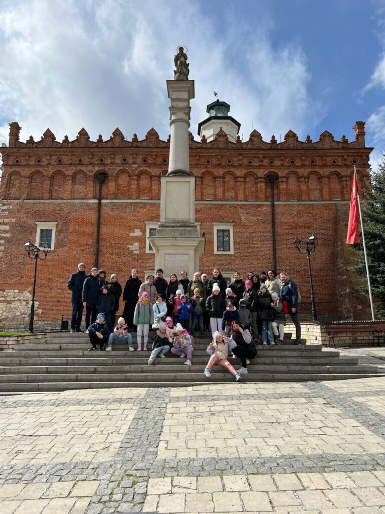 WYJAZD SCHOLI AVE DO SANDOMIERZA Apostolstwo Sióstr WYJAZD SCHOLI AVE DO SANDOMIERZA Apostolstwo Sióstr
