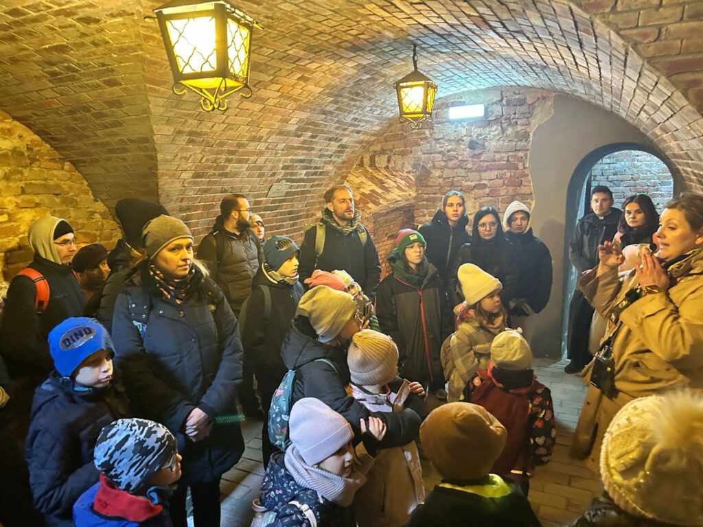 WYJAZD SCHOLI AVE DO SANDOMIERZA Apostolstwo Sióstr WYJAZD SCHOLI AVE DO SANDOMIERZA Apostolstwo Sióstr