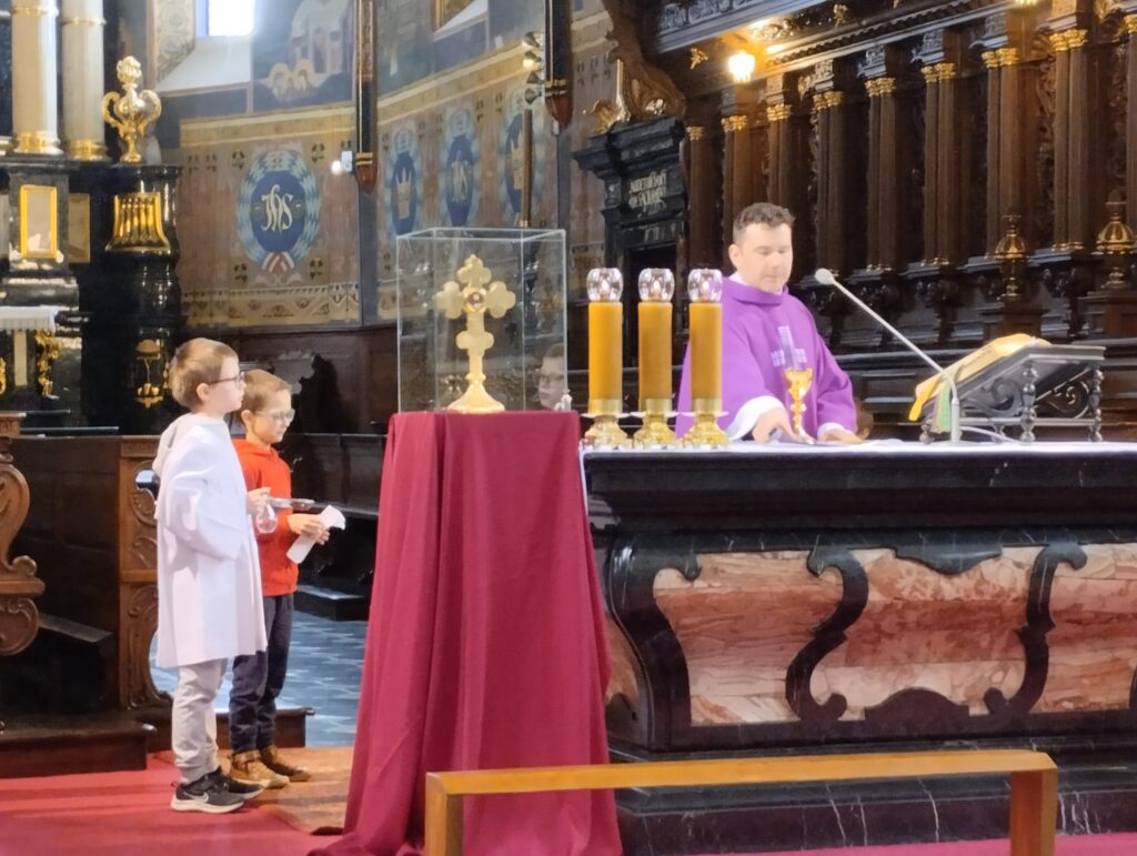 WYJAZD SCHOLI AVE DO SANDOMIERZA Apostolstwo Sióstr WYJAZD SCHOLI AVE DO SANDOMIERZA Apostolstwo Sióstr