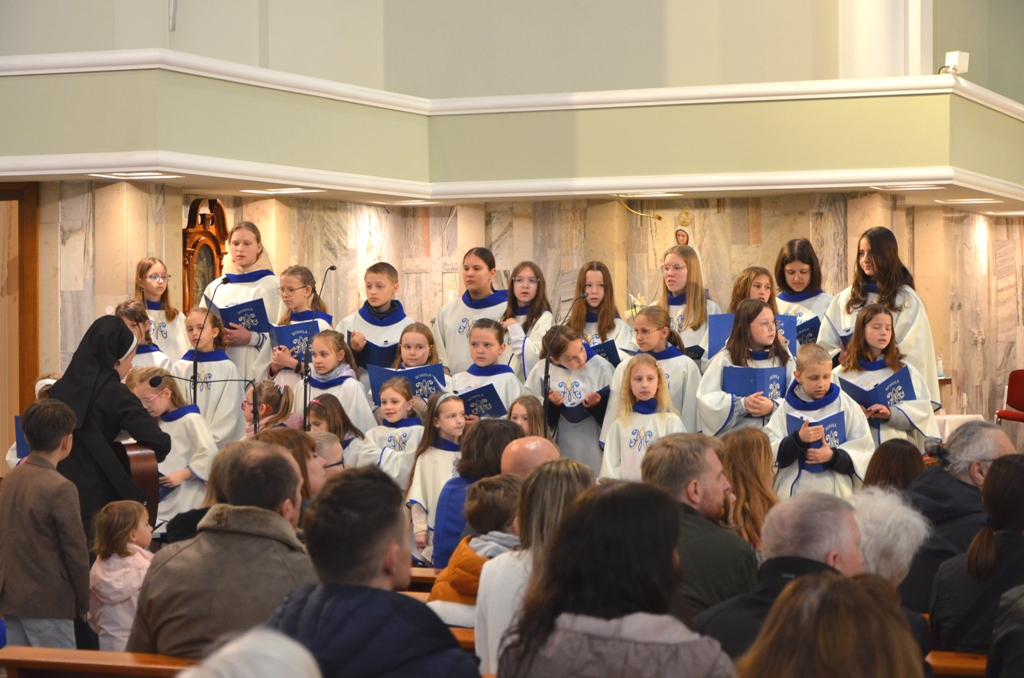 PRZEDSTAWIENIE "SKARBY MSZY ŚWIĘTEJ" Apostolstwo Sióstr