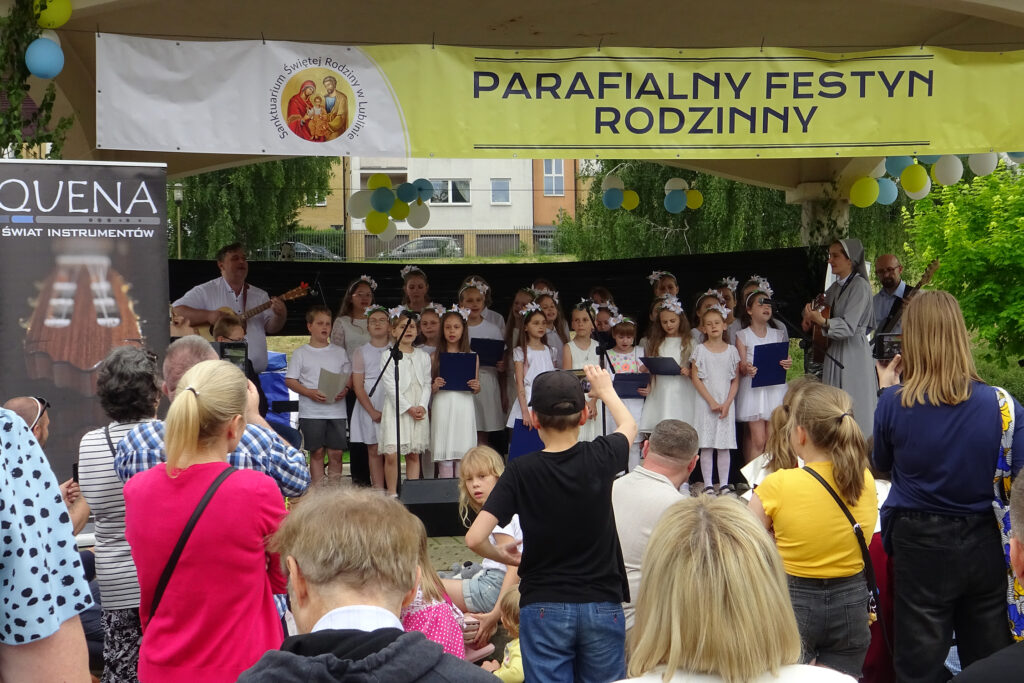 ARCHIDIECEZJALNY PRZEGLĄD SCHOLI Apostolstwo Sióstr