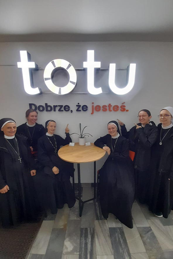 NIEDZIELA POWOŁANIOWA W KĘPNICY Apostolstwo Sióstr NIEDZIELA POWOŁANIOWA W KĘPNICY Apostolstwo Sióstr