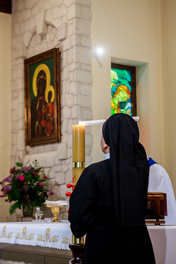 ODNOWIENIE ŚLUBÓW S. ELŻBIETY Z życia Zgromadzenia ODNOWIENIE ŚLUBÓW S. ELŻBIETY Z życia Zgromadzenia