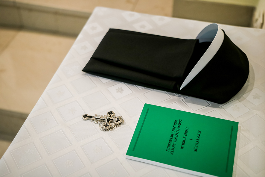 ŚLUBY ZAKONNE S. DOROTY Z życia Zgromadzenia ŚLUBY ZAKONNE S. DOROTY Z życia Zgromadzenia