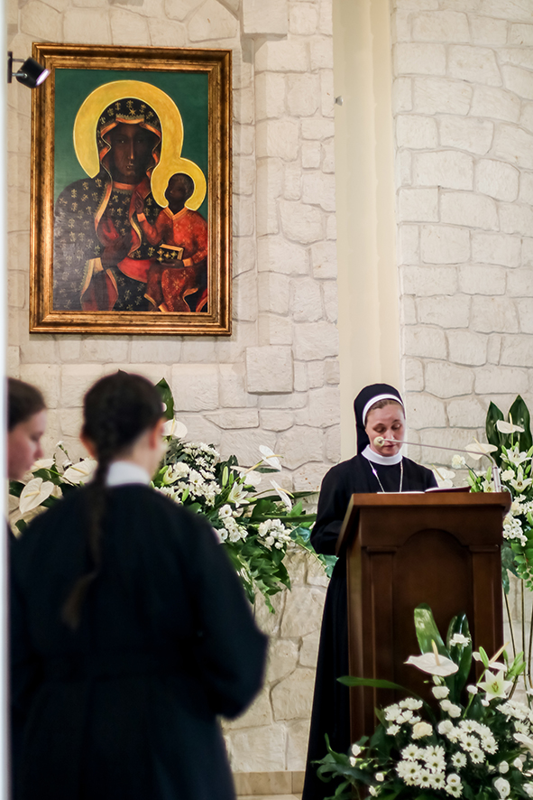 ŚLUBY ZAKONNE S. DOROTY Z życia Zgromadzenia ŚLUBY ZAKONNE S. DOROTY Z życia Zgromadzenia