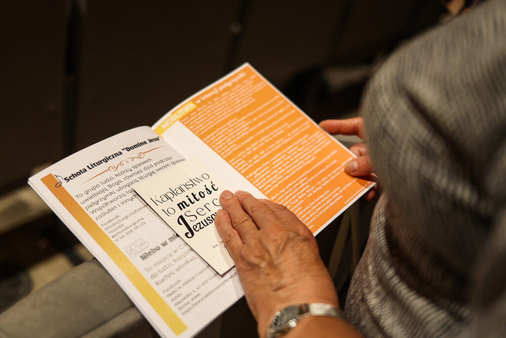 OGÓLNOPOLSKA PIELGRZYMKA OSÓB MODLĄCYCH SIĘ ZA KAPŁANÓW Betańska Misja Wspierania Kapłanów OGÓLNOPOLSKA PIELGRZYMKA OSÓB MODLĄCYCH SIĘ ZA KAPŁANÓW Betańska Misja Wspierania Kapłanów