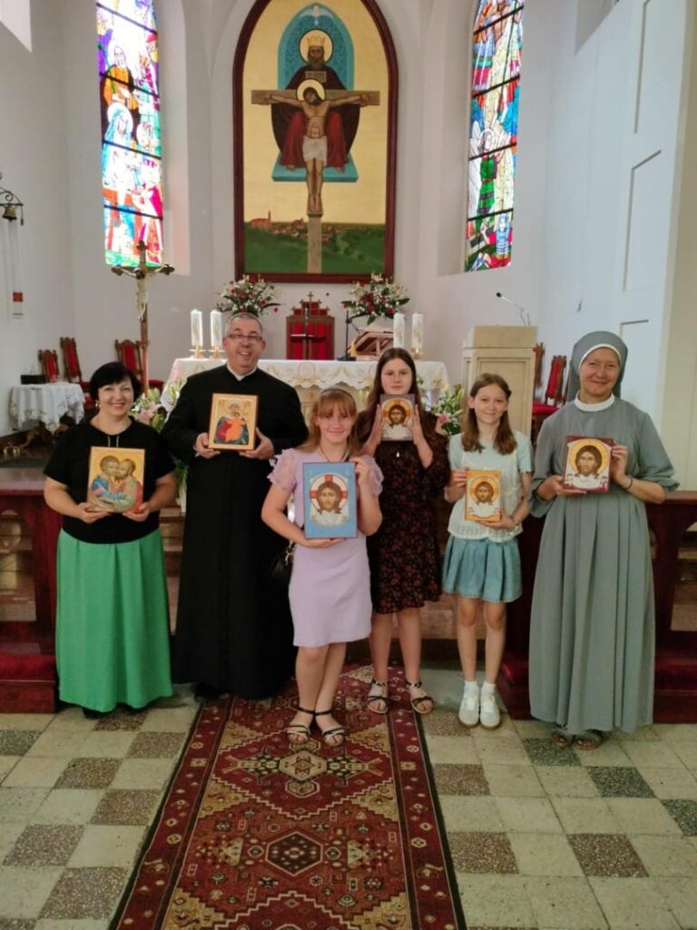 KURS PISANIA IKON DLA DZIECI Apostolstwo Sióstr KURS PISANIA IKON DLA DZIECI Apostolstwo Sióstr