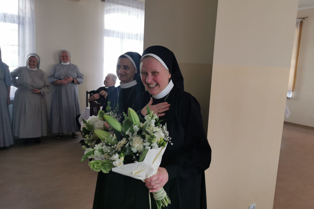 JUBILEUSZ 25LECIA ŚLUBÓW ZAKONNYCH Z życia Zgromadzenia