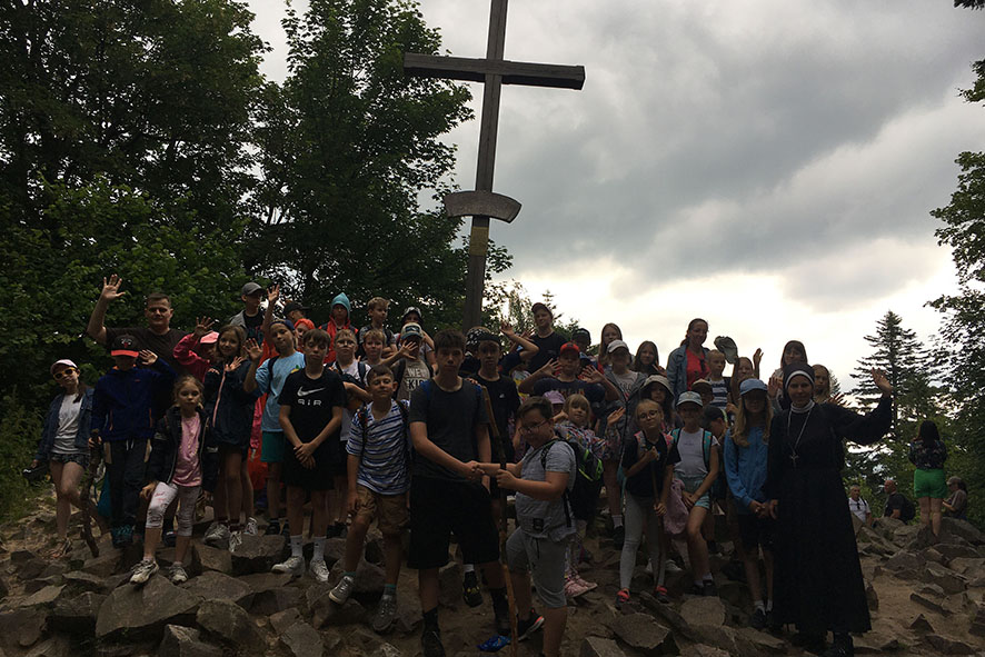 KOLONIE DLA DZIECI Apostolstwo Sióstr KOLONIE DLA DZIECI Apostolstwo Sióstr