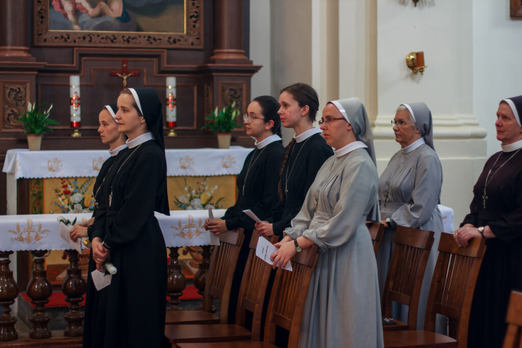 JUBILEUSZ 25LECIA ŚLUBÓW ZAKONNYCH Z życia Zgromadzenia