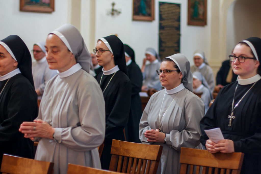 JUBILEUSZ 25LECIA ŚLUBÓW ZAKONNYCH Z życia Zgromadzenia