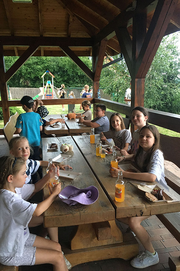 KOLONIE DLA DZIECI Apostolstwo Sióstr KOLONIE DLA DZIECI Apostolstwo Sióstr