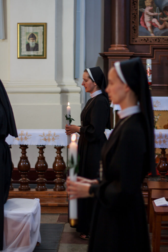 JUBILEUSZ 25LECIA ŚLUBÓW ZAKONNYCH Z życia Zgromadzenia