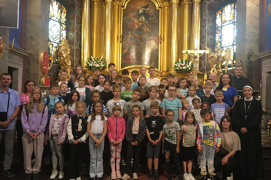 KOLONIE DLA DZIECI Apostolstwo Sióstr KOLONIE DLA DZIECI Apostolstwo Sióstr