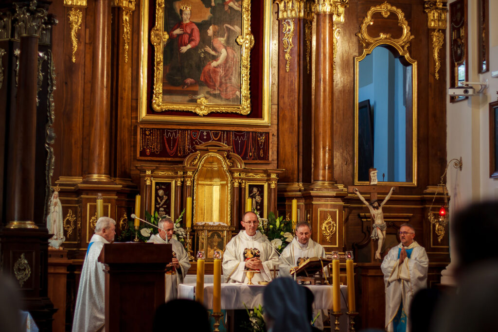 JUBILEUSZ 25LECIA ŚLUBÓW ZAKONNYCH Z życia Zgromadzenia