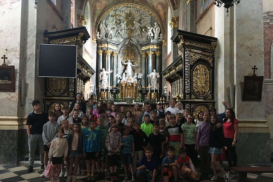 KOLONIE DLA DZIECI Apostolstwo Sióstr KOLONIE DLA DZIECI Apostolstwo Sióstr