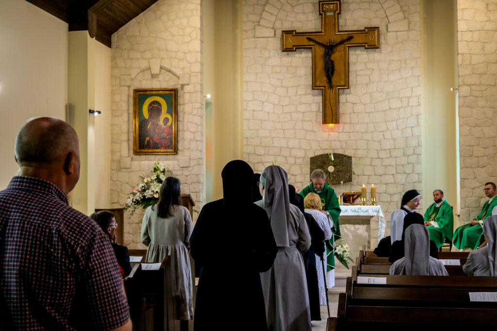 OBŁÓCZYNY S. JANY I S. HELENY Z życia Zgromadzenia OBŁÓCZYNY S. JANY I S. HELENY Z życia Zgromadzenia
