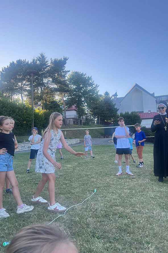 KOLONIE DLA DZIECI Apostolstwo Sióstr KOLONIE DLA DZIECI Apostolstwo Sióstr
