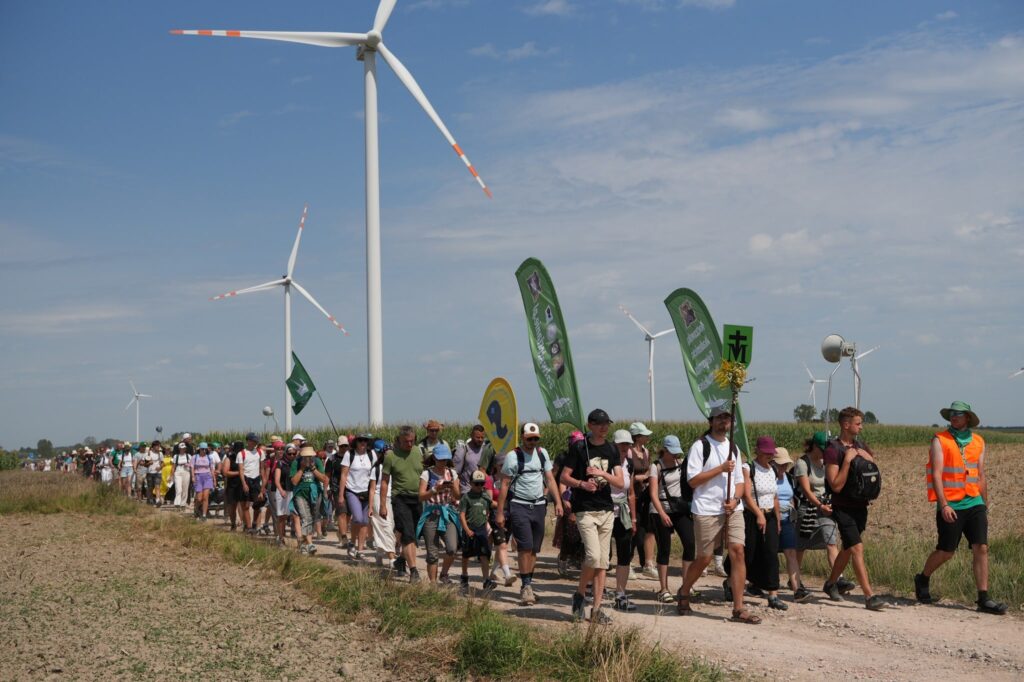PIELGRZYMKA NA JASNĄ GÓRĘ Apostolstwo Sióstr