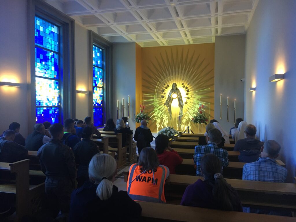 PIELGRZYMKA NA JASNĄ GÓRĘ Apostolstwo Sióstr