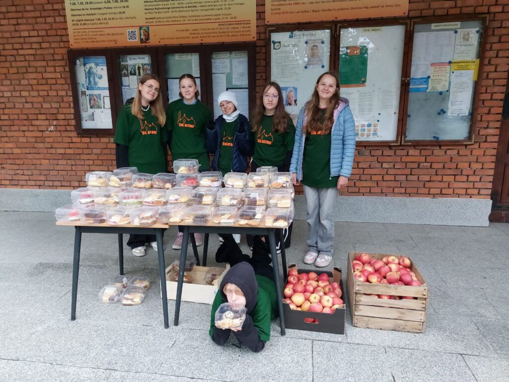 KEIRMASZ CIAST SCHOLKI LILIJKI ŚW. ANTONIEGO Apostolstwo Sióstr