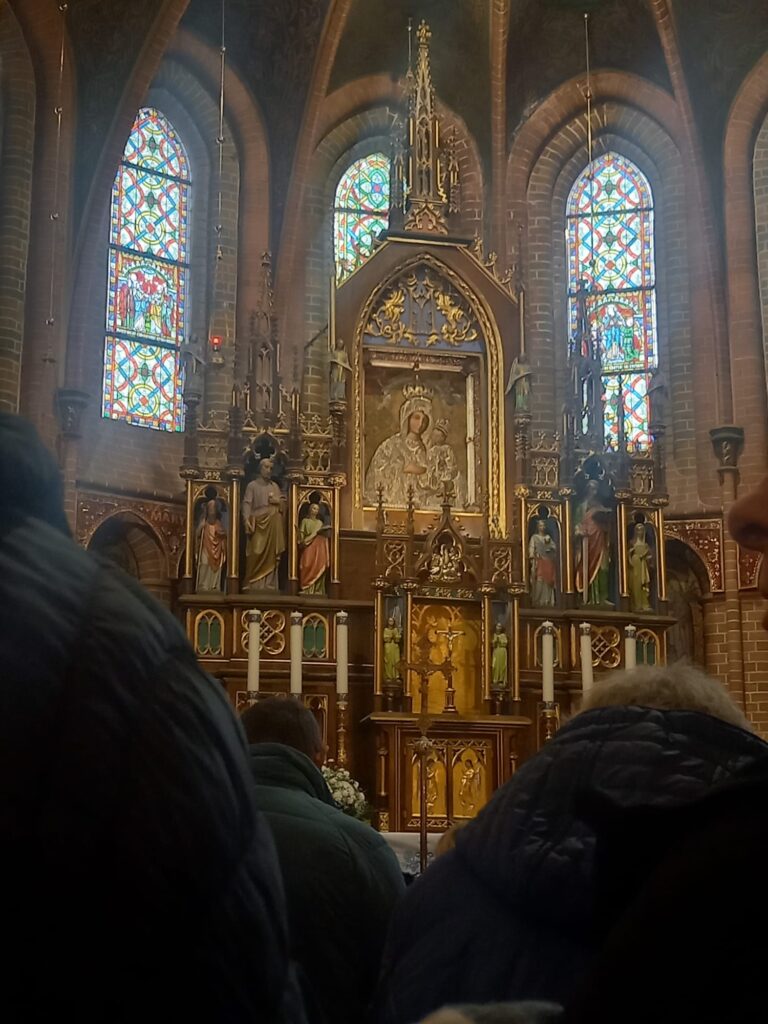 PIELGRZYMKA OSÓB ŻYCIA KONSEKROWANEGO Apostolstwo Sióstr