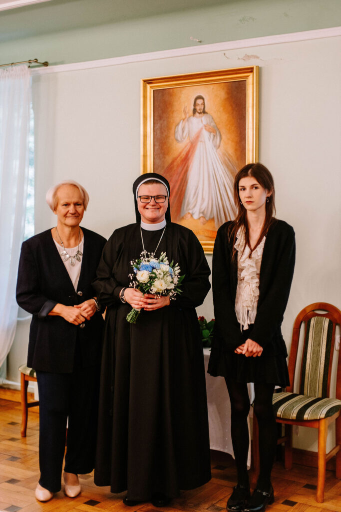 ŚLUBY WIECZYSTE S. ZUZANNY Z życia Zgromadzenia ŚLUBY WIECZYSTE S. ZUZANNY Z życia Zgromadzenia