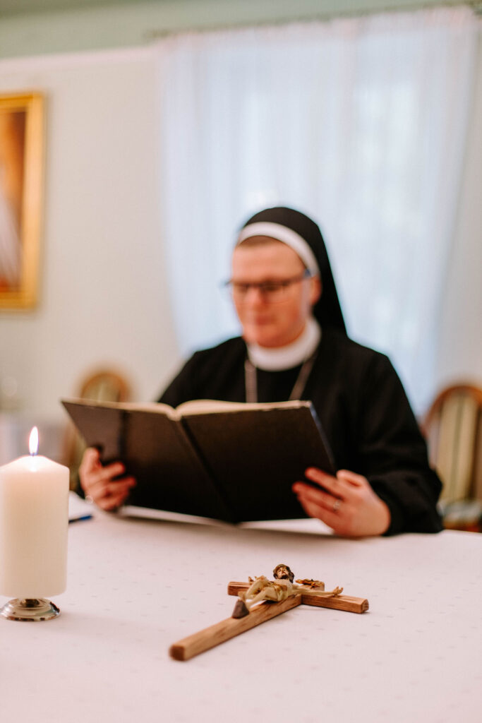 ŚLUBY WIECZYSTE S. ZUZANNY Z życia Zgromadzenia ŚLUBY WIECZYSTE S. ZUZANNY Z życia Zgromadzenia