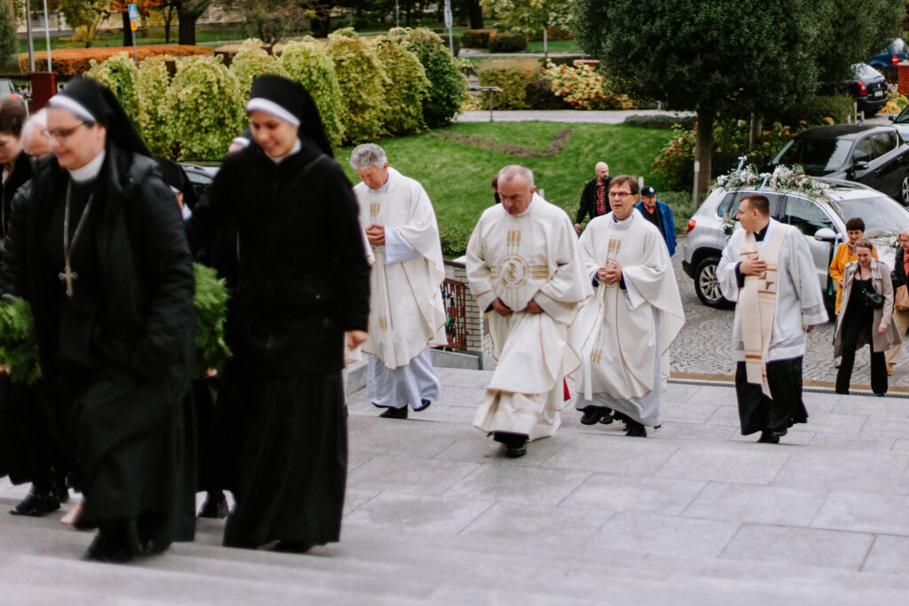 ŚLUBY WIECZYSTE S. ZUZANNY Z życia Zgromadzenia ŚLUBY WIECZYSTE S. ZUZANNY Z życia Zgromadzenia