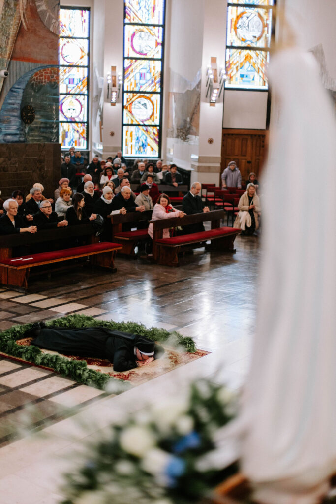 ŚLUBY WIECZYSTE S. ZUZANNY Z życia Zgromadzenia ŚLUBY WIECZYSTE S. ZUZANNY Z życia Zgromadzenia