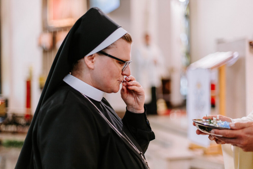 ŚLUBY WIECZYSTE S. ZUZANNY Z życia Zgromadzenia ŚLUBY WIECZYSTE S. ZUZANNY Z życia Zgromadzenia