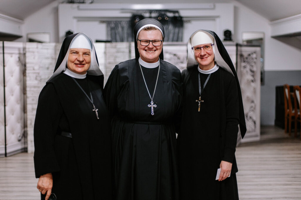 ŚLUBY WIECZYSTE S. ZUZANNY Z życia Zgromadzenia ŚLUBY WIECZYSTE S. ZUZANNY Z życia Zgromadzenia