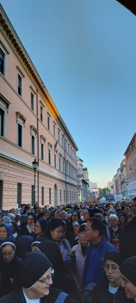 JUBILEUSZ OSÓB KONSEKROWANYCH Apostolstwo Sióstr JUBILEUSZ OSÓB KONSEKROWANYCH Apostolstwo Sióstr