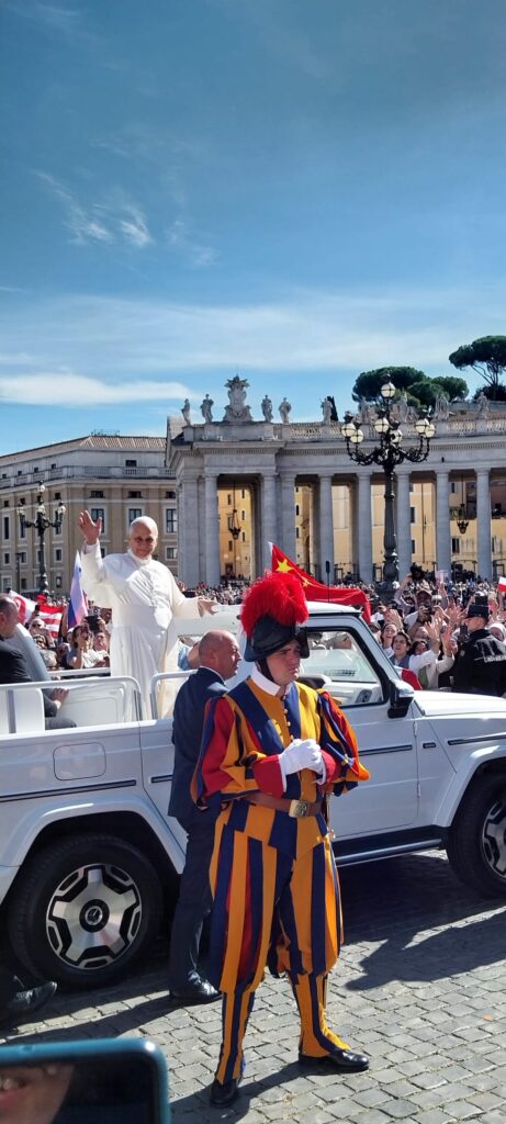 JUBILEUSZ OSÓB KONSEKROWANYCH Apostolstwo Sióstr JUBILEUSZ OSÓB KONSEKROWANYCH Apostolstwo Sióstr