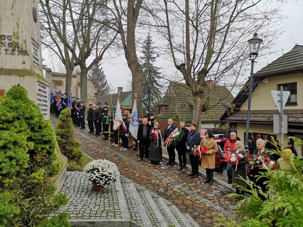 OBCHODY ŚWIĘTA NIEPODLEGŁOŚCI Apostolstwo Sióstr