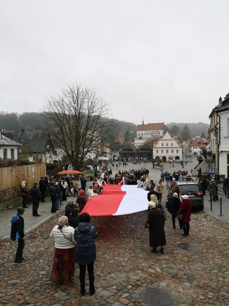 OBCHODY ŚWIĘTA NIEPODLEGŁOŚCI Apostolstwo Sióstr