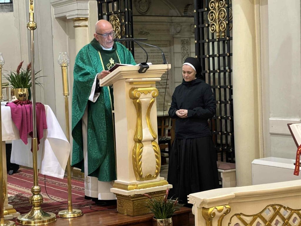 NIEDZIELA KAPŁAŃSKA W OBJEZIERZU Betańska Misja Wspierania Kapłanów