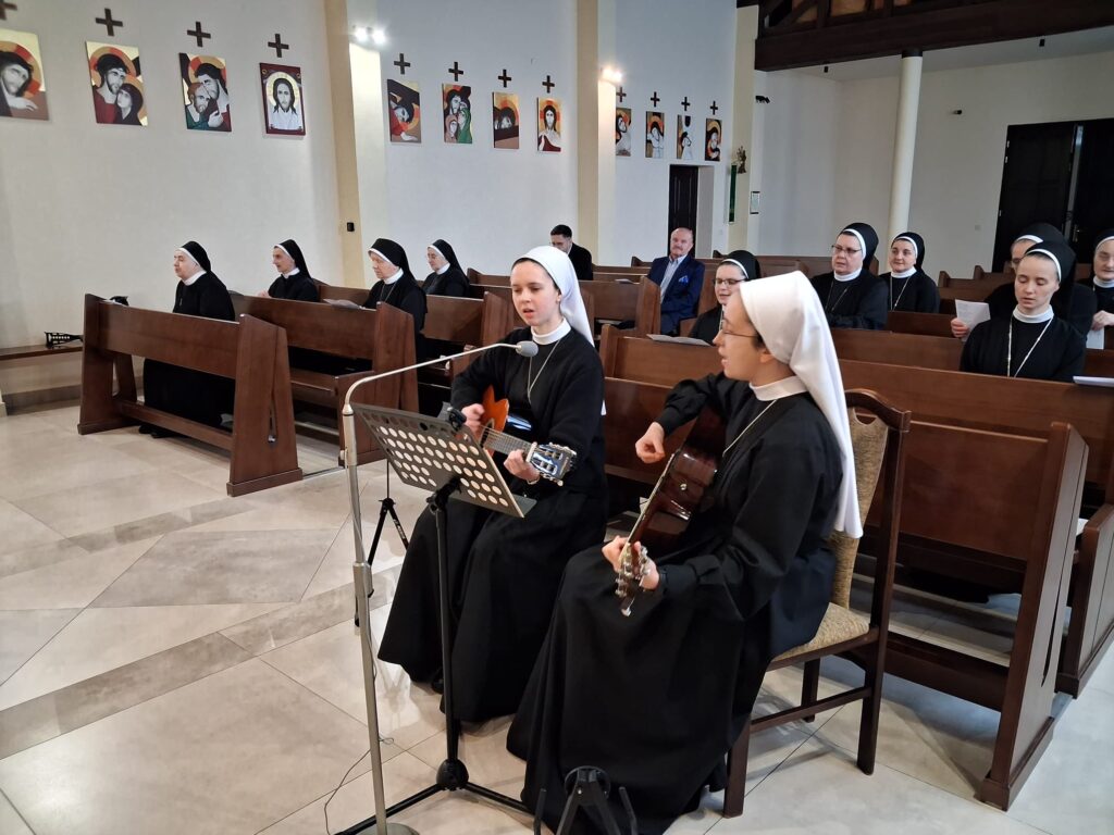 UROCZYSTOŚĆ CHRYSTUSA KRÓLA Z życia Zgromadzenia