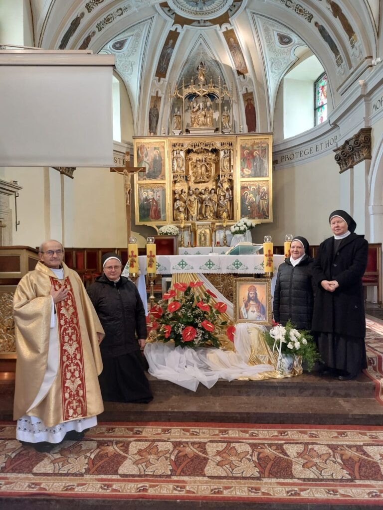 UROCZYSTOŚĆ CHRYSTUSA KRÓLA Z życia Zgromadzenia