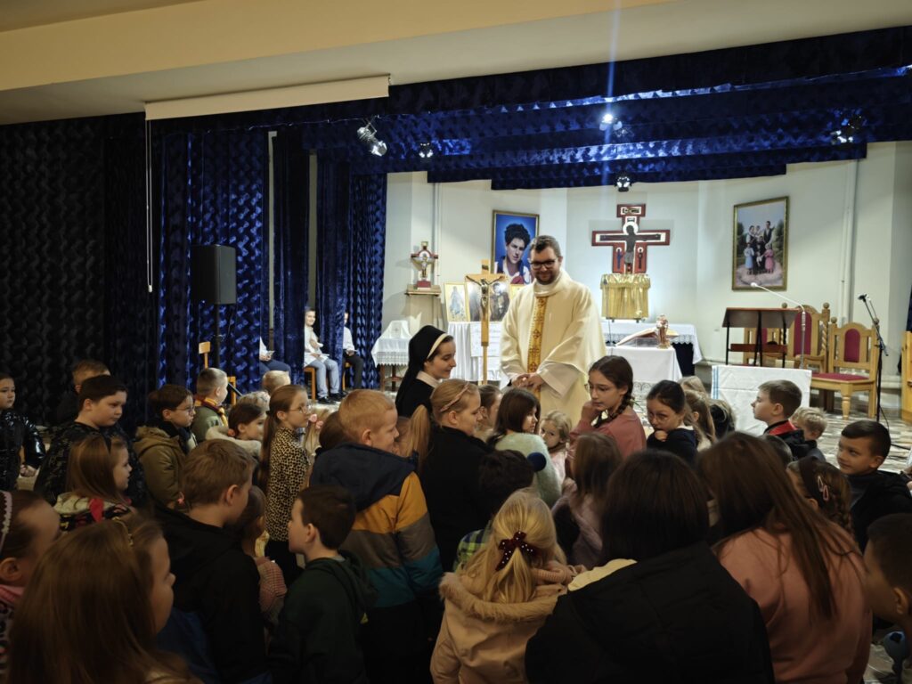 DZIĘKCZYNIENIE ZA ŻYCIE KS. MAŁYSIAKA Z życia Zgromadzenia