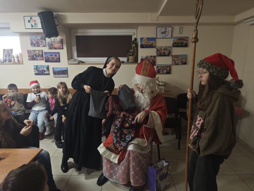 WARSZTATY ŚWIĄTECZNE Apostolstwo Sióstr WARSZTATY ŚWIĄTECZNE Apostolstwo Sióstr