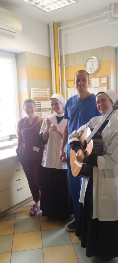 WOLONTARIAT W HOSPICJUM Apostolstwo Sióstr