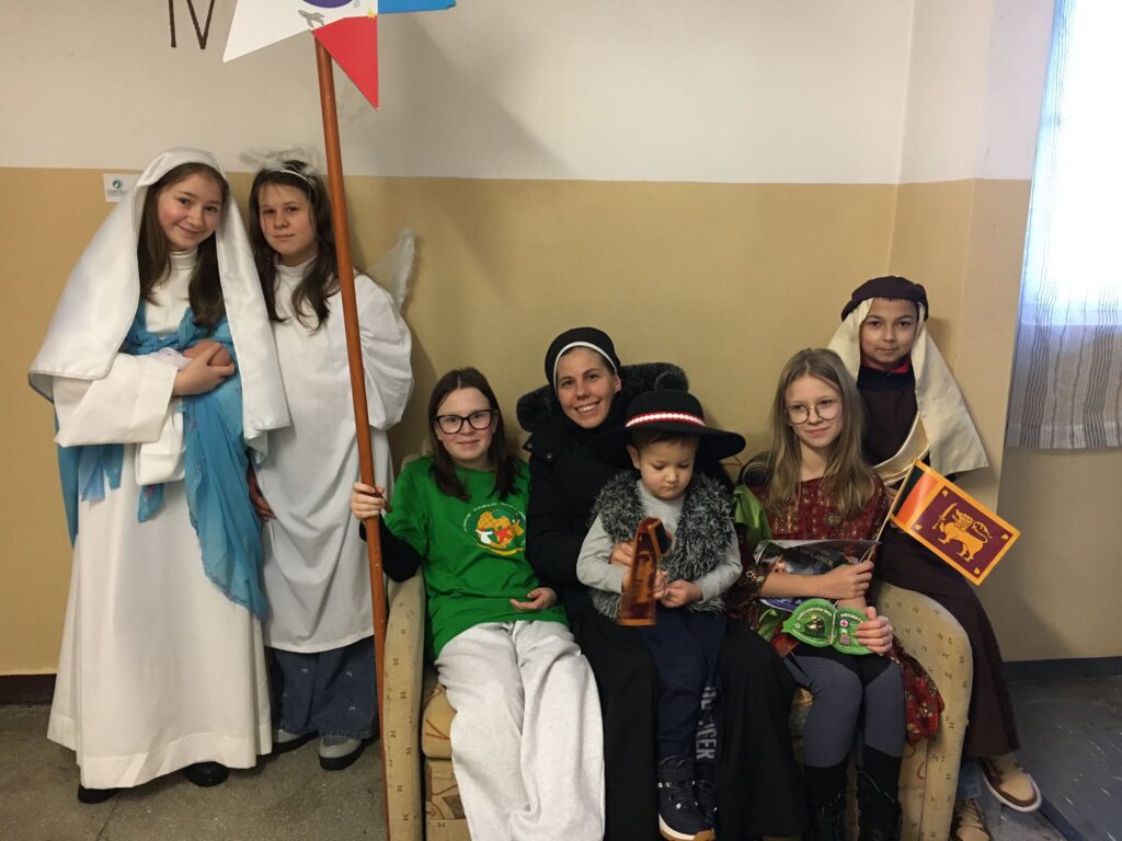 KOLĘDNICY MISYJNI 2025 Apostolstwo Sióstr