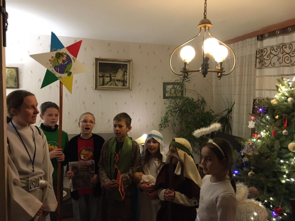 KOLĘDNICY MISYJNI 2025 Apostolstwo Sióstr