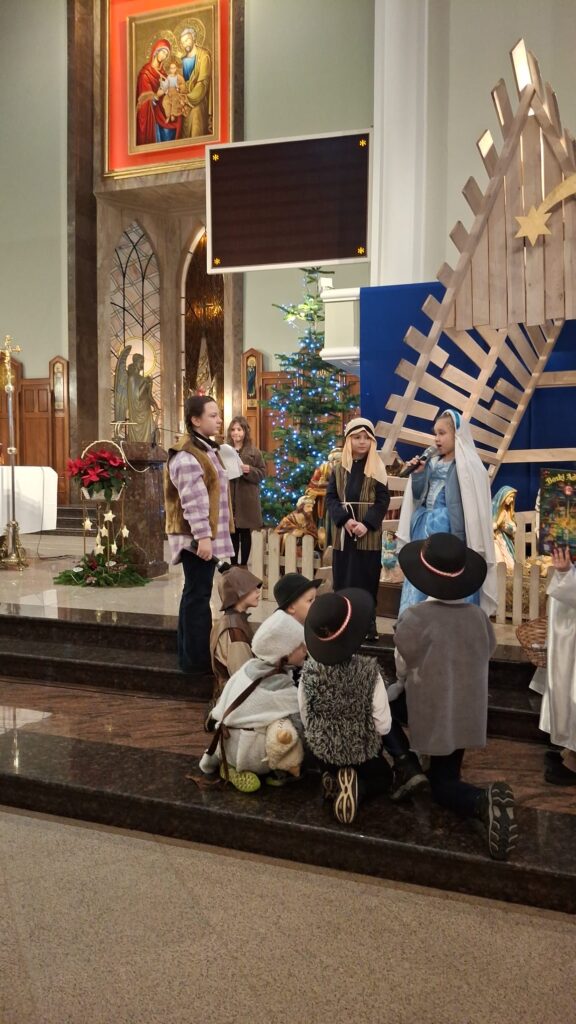 JASEŁKA W SANKTUARIUM ŚWIĘTEJ RODZINY Apostolstwo Sióstr